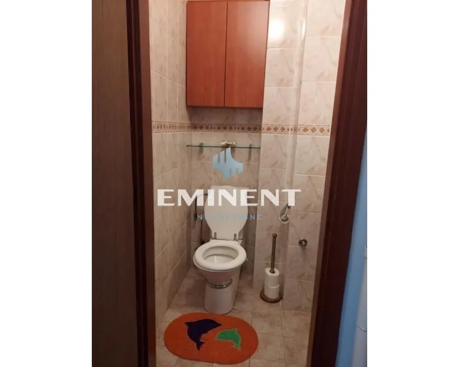Izdavanje, četvorosoban stan, 115m², Hala Pionir, Palilula Sve Podlokacije