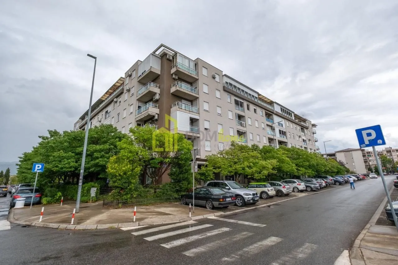 Rent, three bedroom apartment, 97m², Blok 9, Podgorica