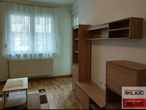 Izdavanje, jednosoban stan, 45m², Petrovaradin, Novi Sad - image 4