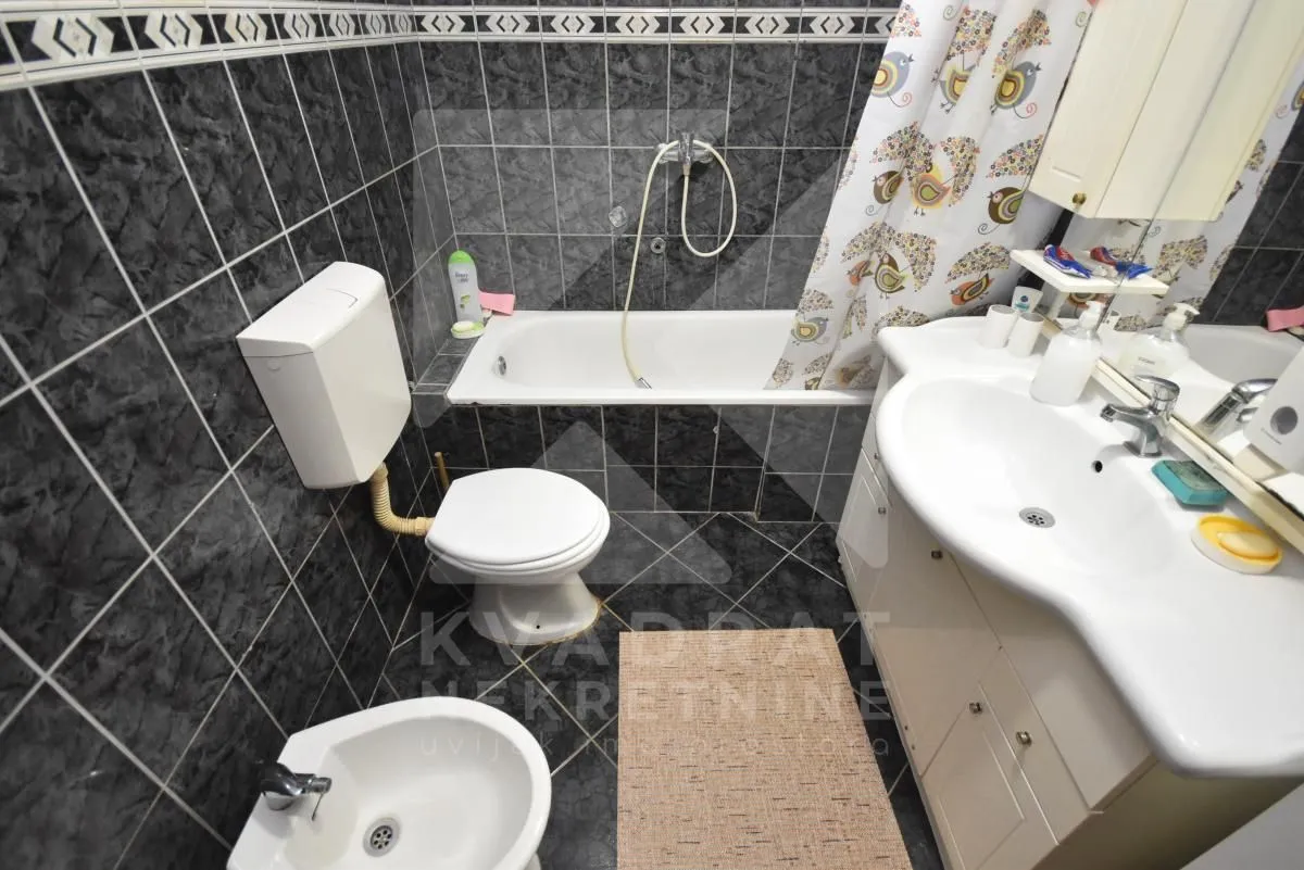 Sale, house, 182m², Donja Gorica, Podgorica