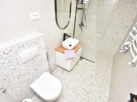 Rent, house, 300m², Gorica C, Podgorica - image 27