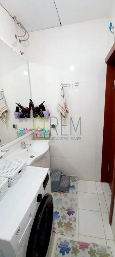 Prodaja, dvosoban stan, 54m², Podgorica, Crna Gora