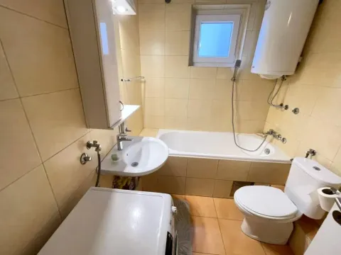 Izdavanje, trosoban stan, 110m², Savski Venac, Beograd - image 18