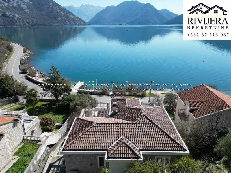 Prodaja, kuća, 405m², Strp, Kotor