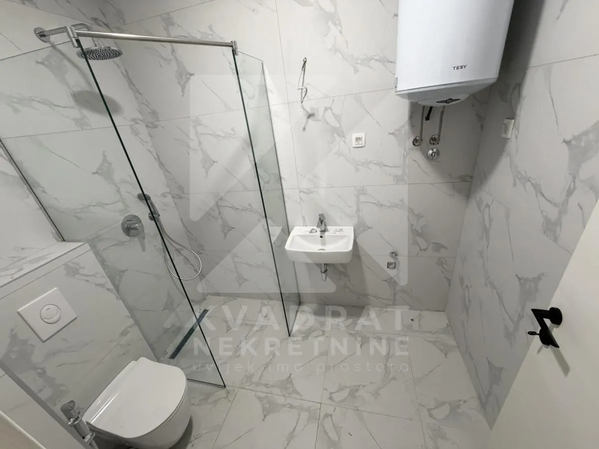 Rent, office space, 66m², Stari Aerodrom, Podgorica