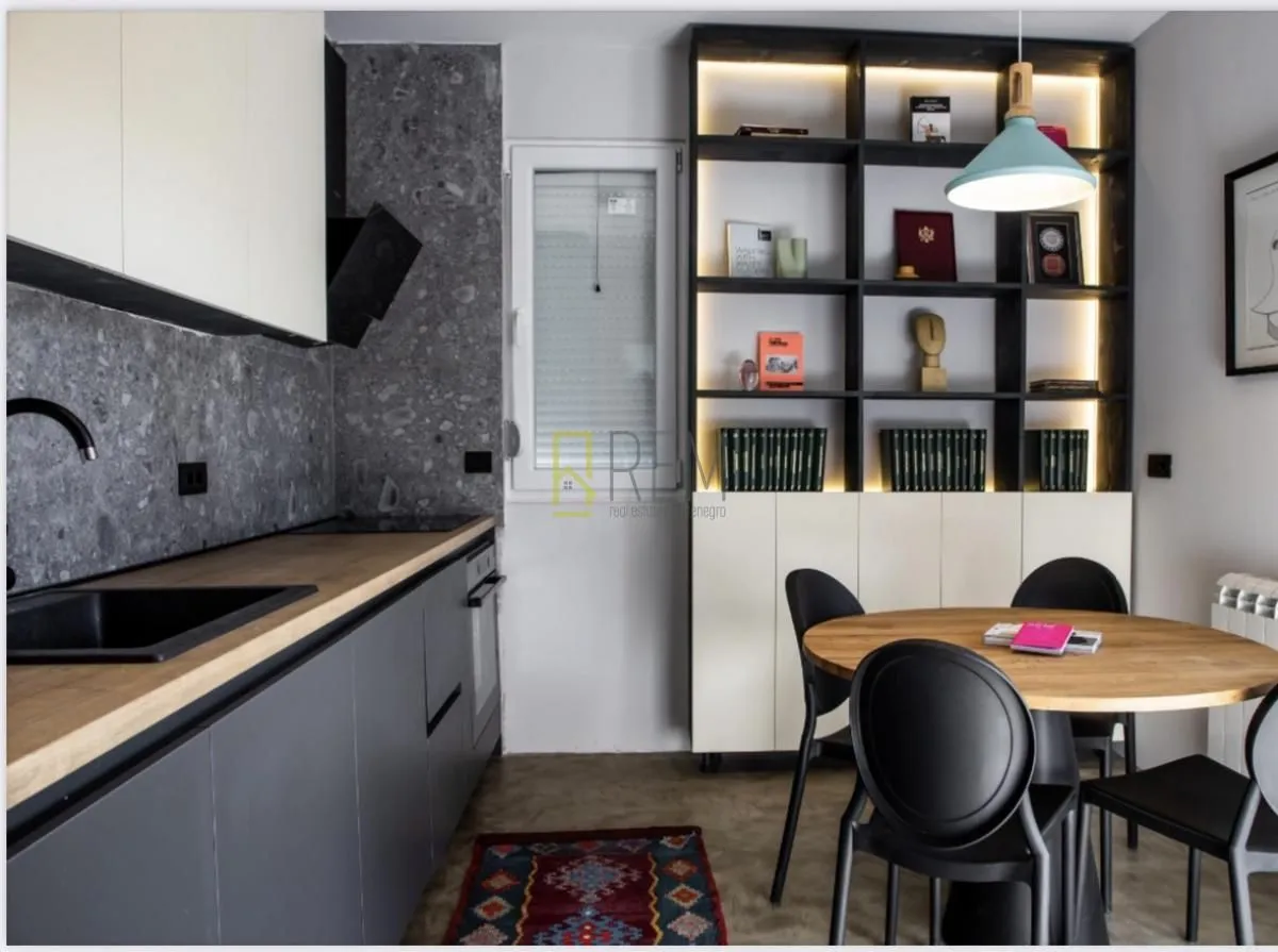 Rent, house, 130m², Tološi, Podgorica