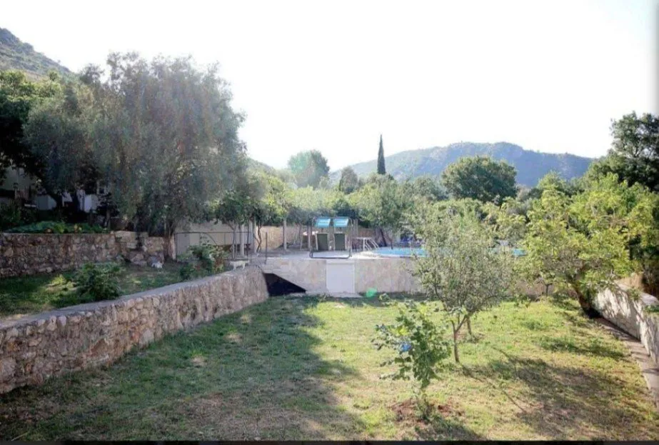 Rent, house, 180m², Reževići, Budva