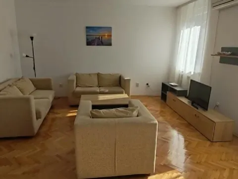 Izdavanje, dvosoban stan, 54m², Čukarica, Beograd - image 2