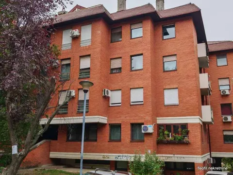 Prodaja, jednosoban stan, 30m², Vrnjačka Banja, Srbija - image 2