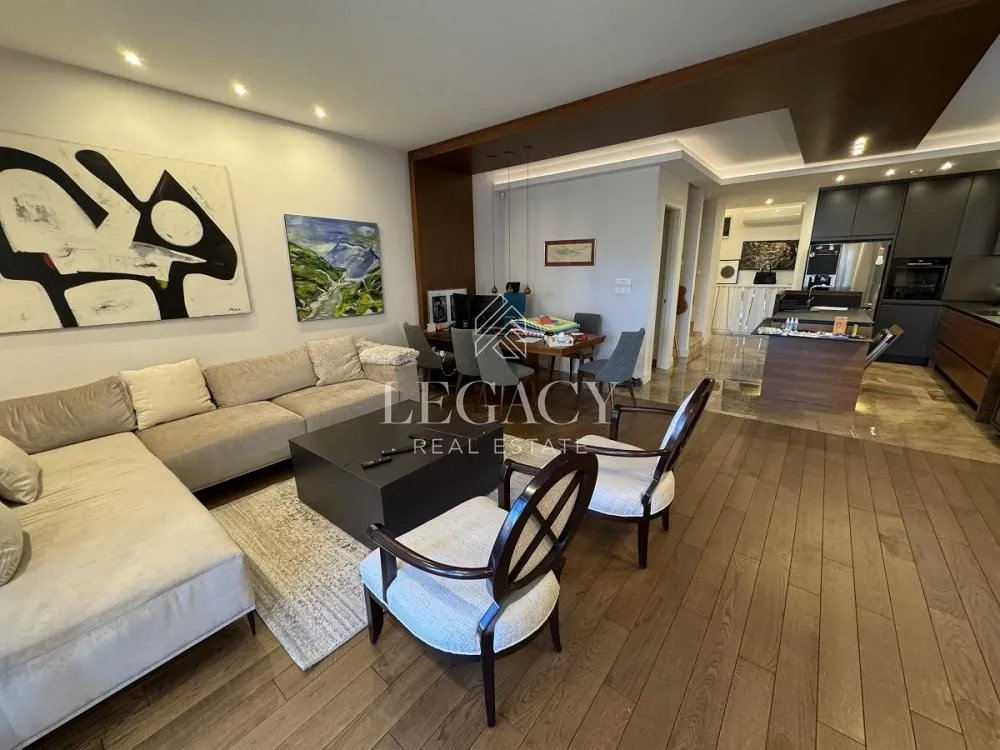 Izdavanje, trosoban stan, 88m², Savski Venac, Beograd