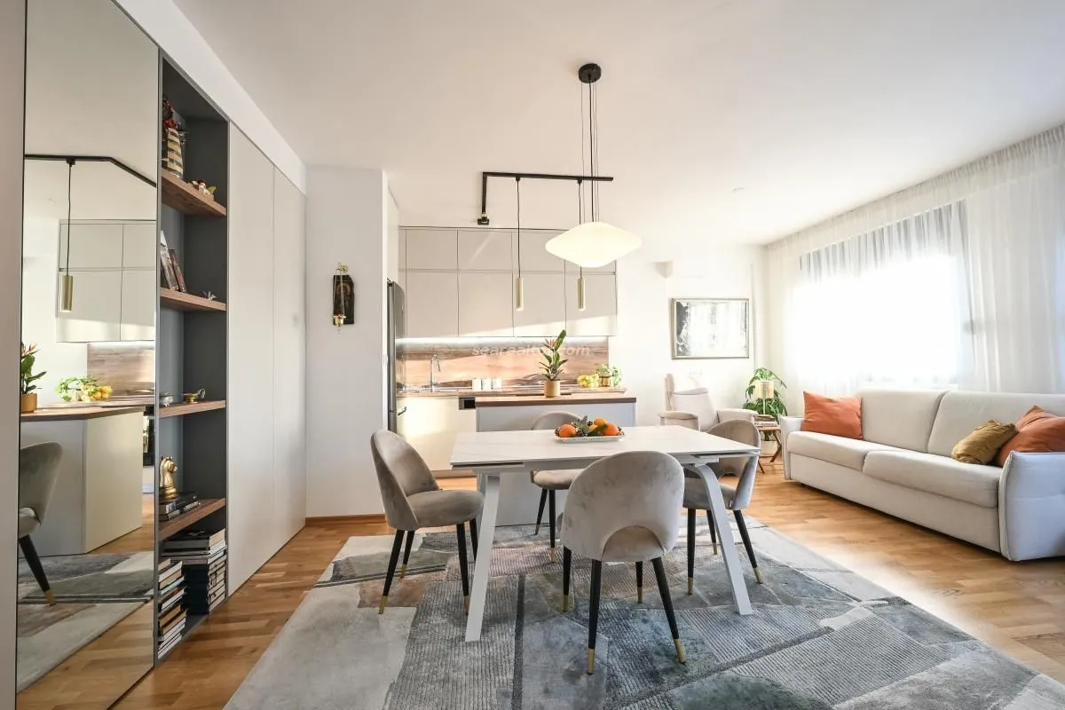 Prodaja, dvosoban stan, 63m², Tivat, Crna Gora