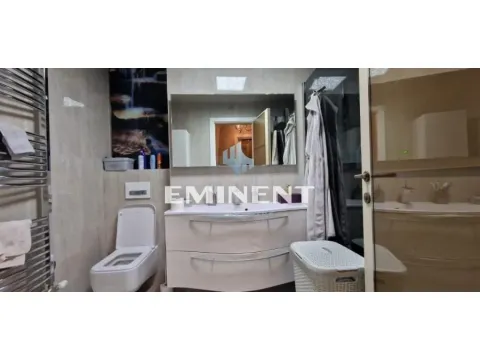 Izdavanje, četvorosoban stan, 176m², Novi Beograd Blok 67, Novi Beograd Sve Podlokacije - image 17