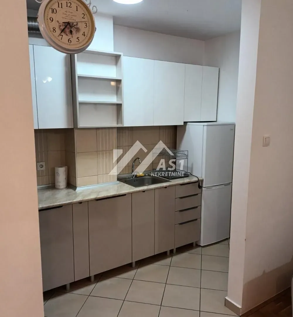 Izdavanje, dvosoban stan, 50m², Novi Sad Sve Podlokacije, Novi Sad