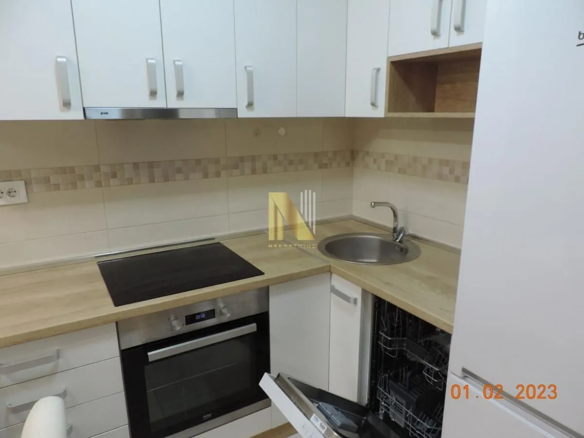 Izdavanje, dvosoban stan, 40m², Grbavica, Novi Sad Sve Podlokacije