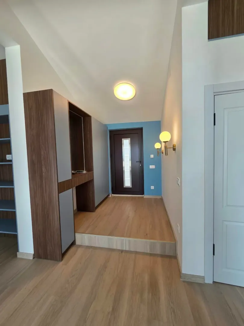 Prodaja, dvosoban stan, 93m², Centar, Budva