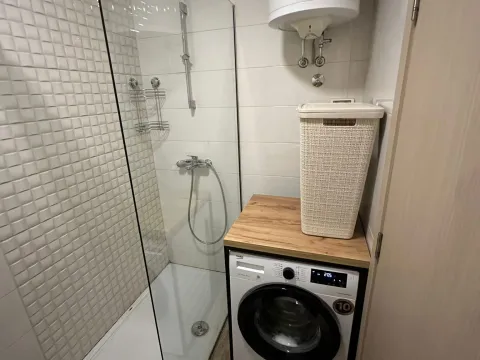 Prodaja, jednosoban stan, 44m², City Kvart, Podgorica - image 6