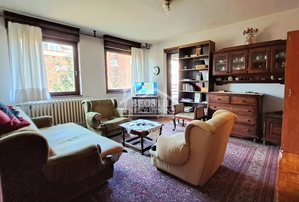 Prodaja, dvosoban stan, 68m², Višnjička Banja, Palilula Sve Podlokacije