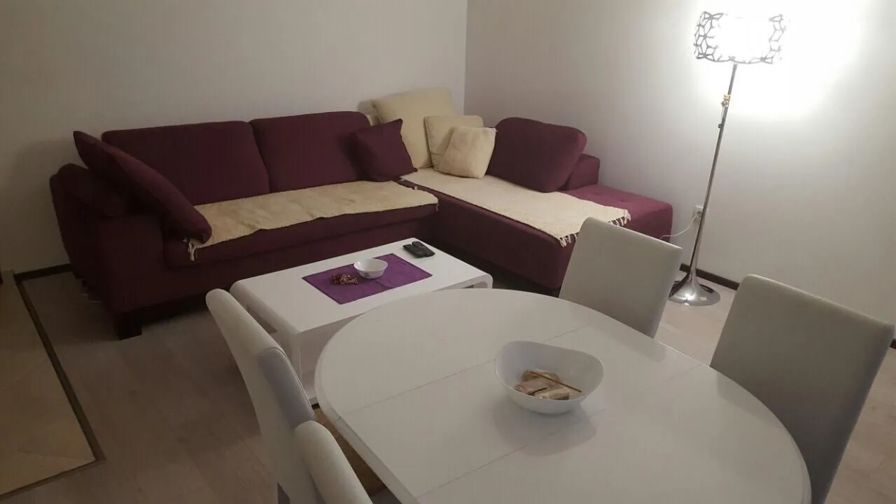 Rent, one bedroom apartment, 45m², Budva, Crna Gora