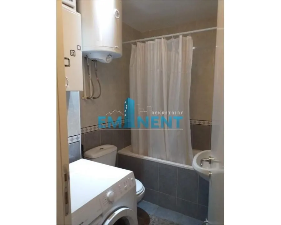 Izdavanje, stan, 35m², Lekino Brdo, Voždovac Sve Podlokacije