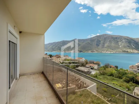 Prodaja, stan, 50m², Dobrota, Kotor - image 10