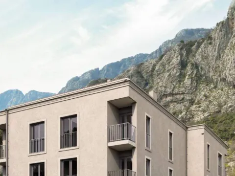 Prodaja, jednosoban stan, 38m², Dobrota, Kotor - image 4