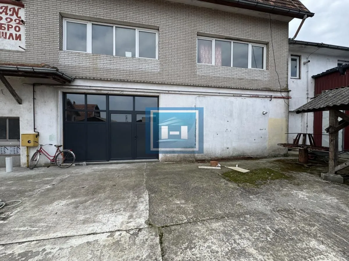Izdavanje, poslovni prostor, 750m², Mijatovac, Ćuprija