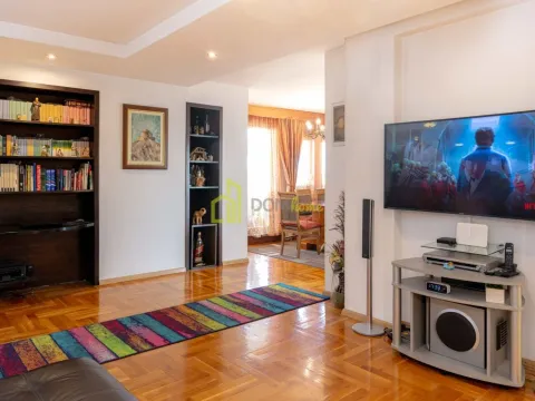 Prodaja, trosoban stan, 134m², Blok 9, Podgorica - image 19