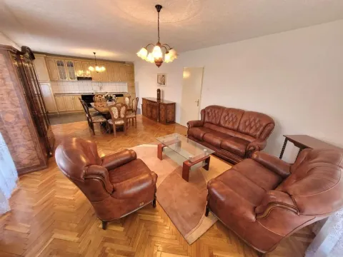 Izdavanje, kuća, 236m2, Ivankovac, Ćuprija Izdavanje, kuća, 236m2, Ivankovac, Ćuprija