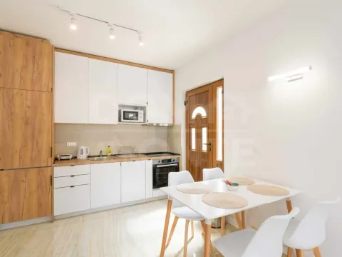 Rent, studio apartment, 52m², Tivat, Crna Gora - image 5