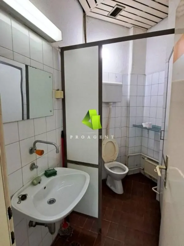 Rent, office space, 110m², Medijana, Niš