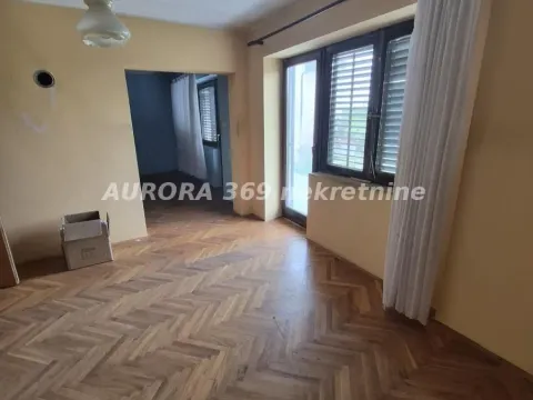 Sale, house, 254m², Ruma, Srbija - image 7