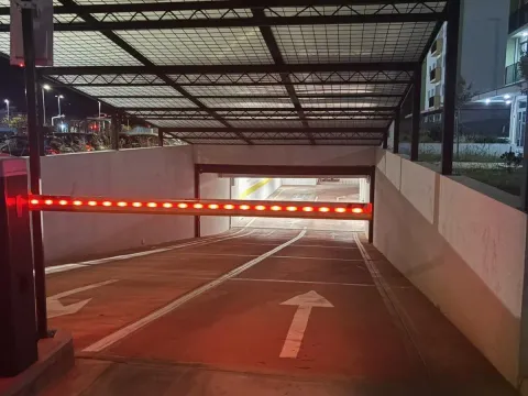 Izdavanje, dvosoban stan, 60m², Pobrežje, Podgorica - image 18