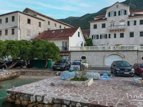Prodaja, jednosoban stan, 54m², Prčanj, Kotor - image 6