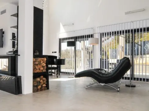 Prodaja, kuća, 390m², Tivat, Crna Gora - image 9