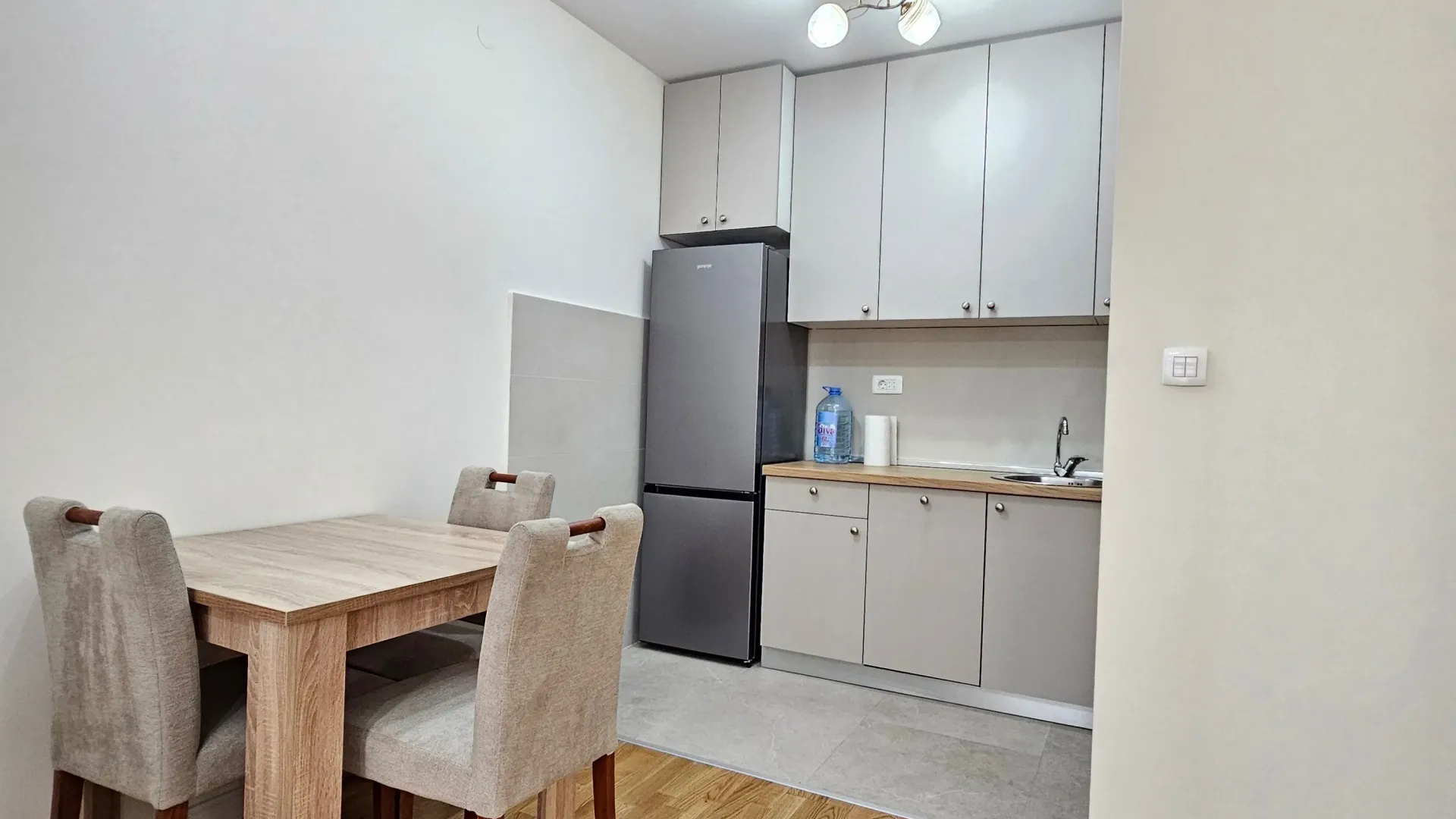 Rent, one bedroom apartment, 42m², Pobrežje, Podgorica