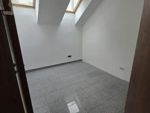 Rent, office space, 47m², Centar, Novi Sad - image 8