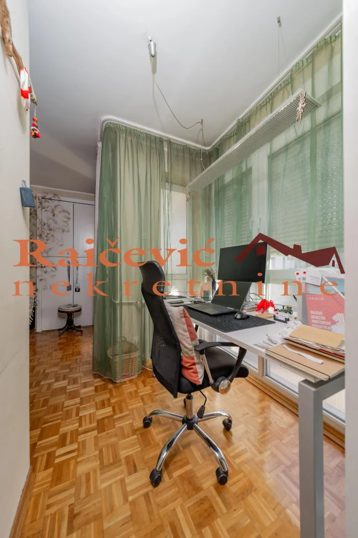 Prodaja, dvosoban stan, 62m², Savski Venac, Beograd