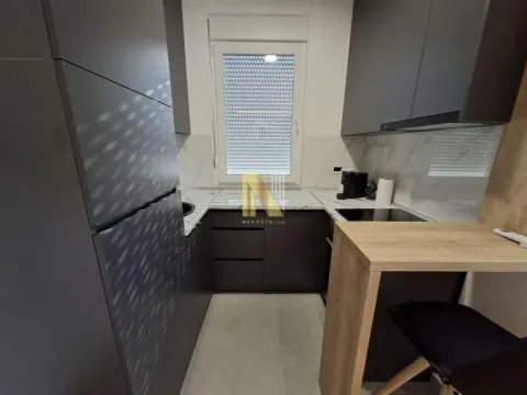 Izdavanje, dvosoban stan, 43m², Klisa, Novi Sad Sve Podlokacije - image 6