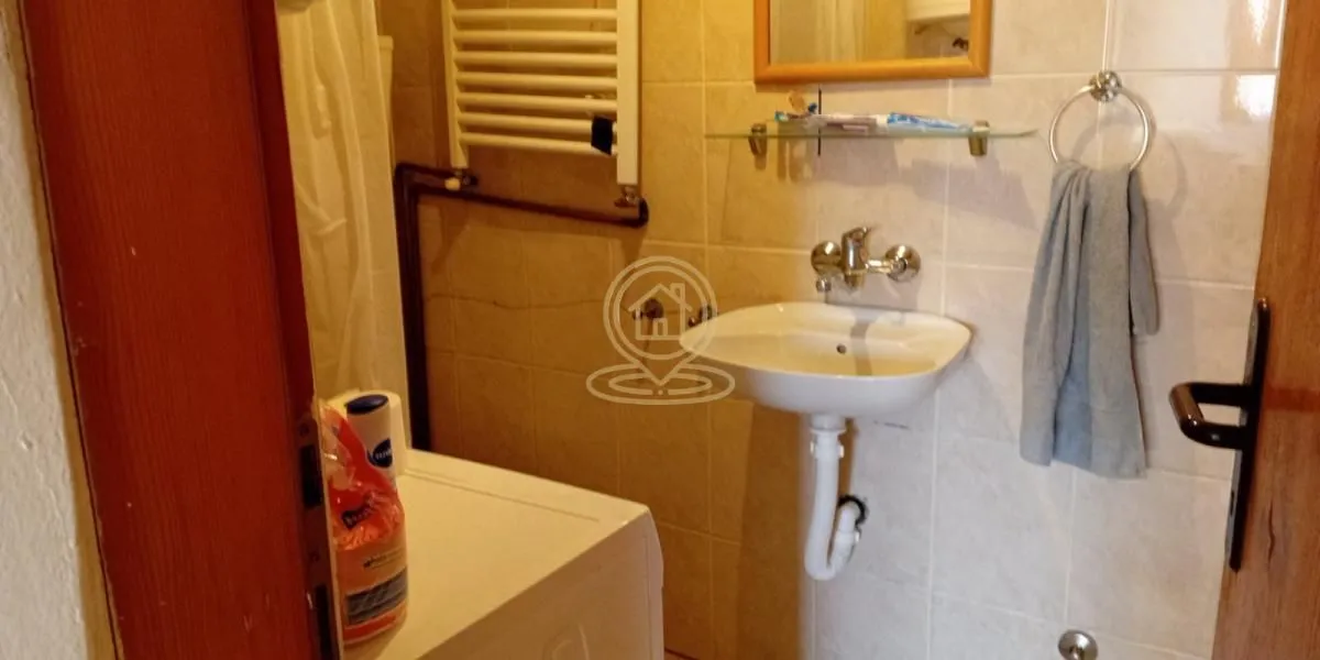 Izdavanje, jednosoban stan, 38m², Stari grad, Novi Sad