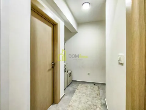 Izdavanje, dvosoban stan, 68m², Stara Varoš, Podgorica - image 10