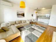 Izdavanje, dvosoban stan, 64m², City Kvart, Podgorica - image 2