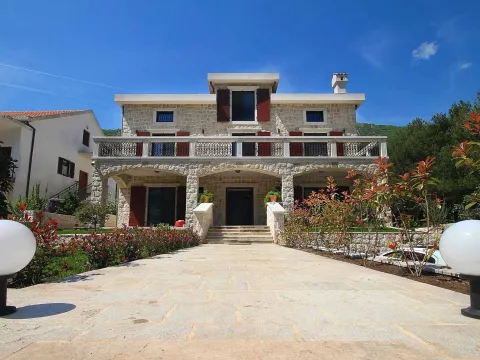 Sale, house, 497m², Prčanj, Kotor - image 23