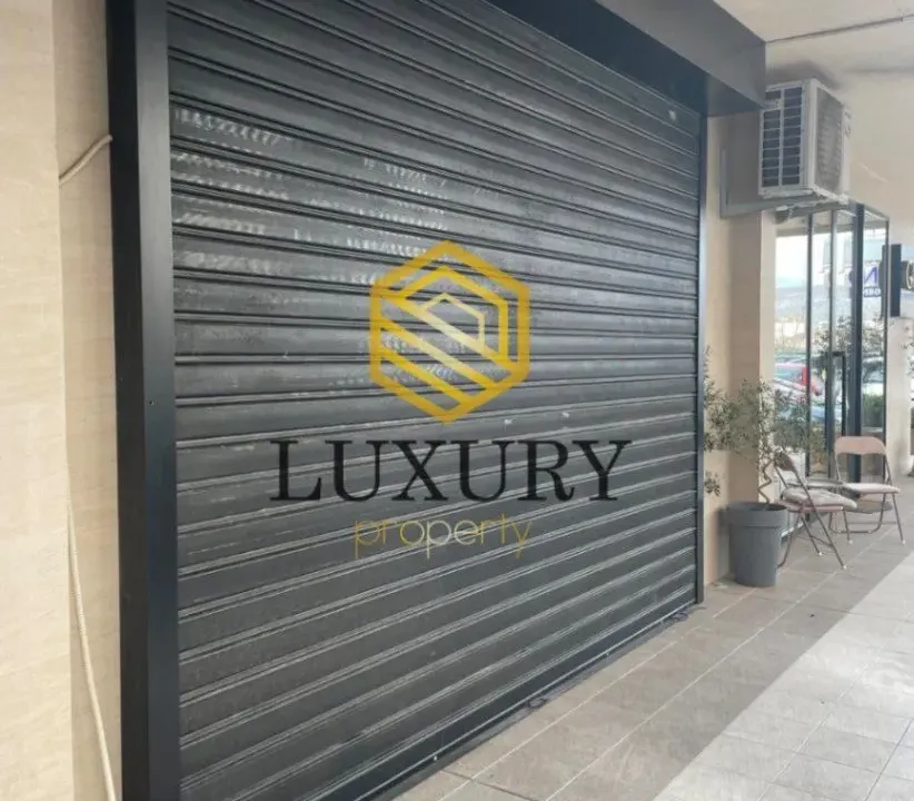 Izdavanje, poslovni prostor, 45m², City Kvart, Podgorica