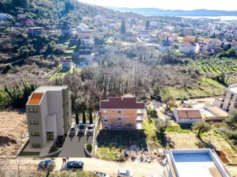Prodaja, dvosoban stan, 70m², Centar, Tivat - image 3
