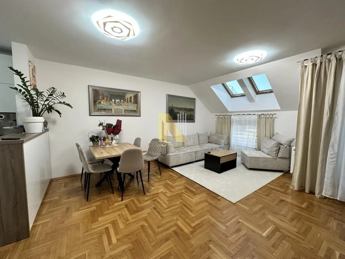 Prodaja, četvorosoban stan, 108m², Bulevar patrijarha Pavla, Novi Sad Sve Podlokacije