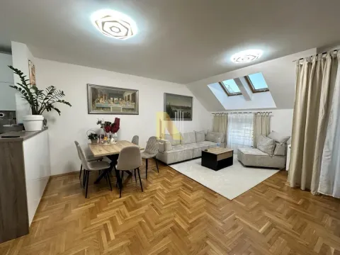 Sale, four bedroom apartment, 108m², Bulevar patrijarha Pavla, Novi Sad Sve Podlokacije