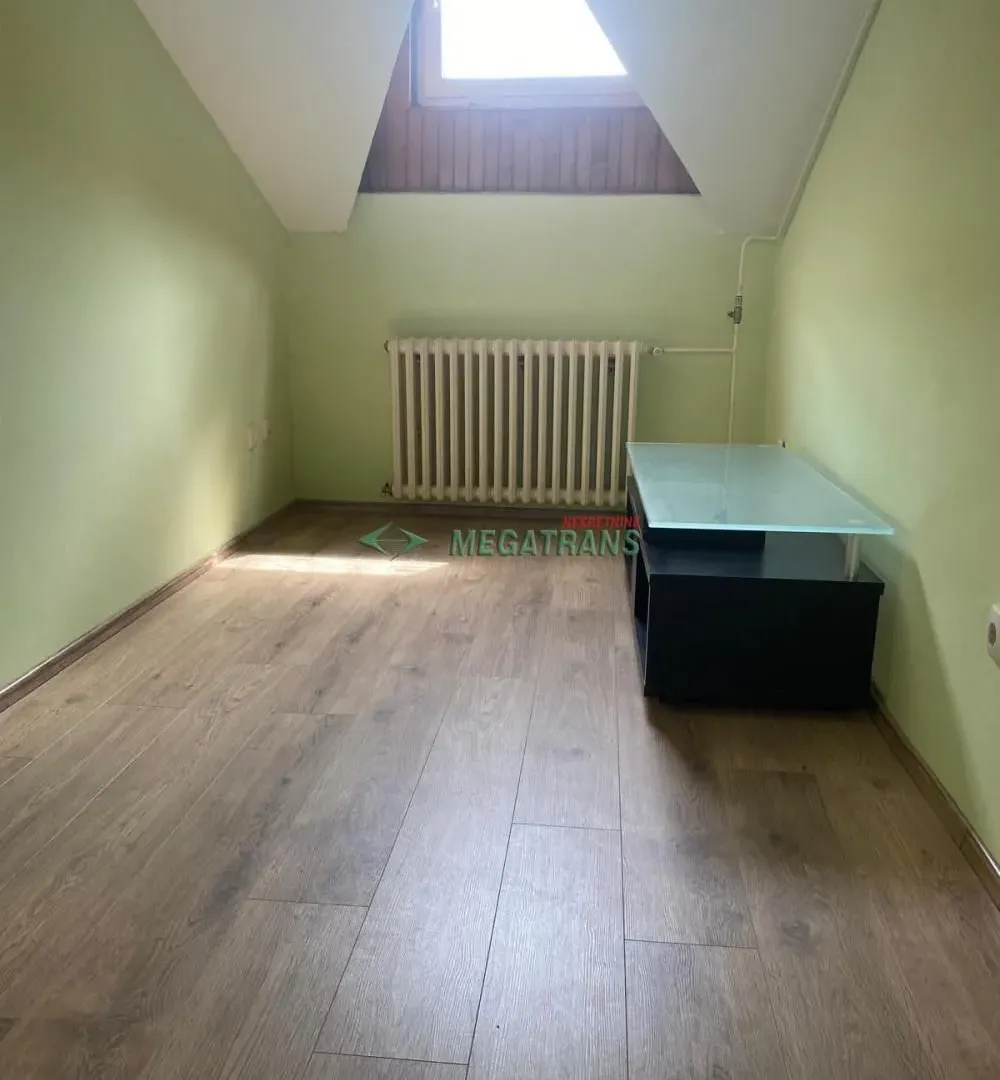 Izdavanje, stan, 18m², Centar, Novi Sad