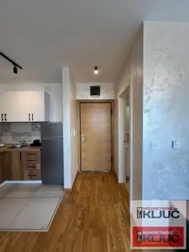 Prodaja, garsonjera, 27m², Bulevar patrijarha Pavla, Novi Sad Sve Podlokacije - image 8