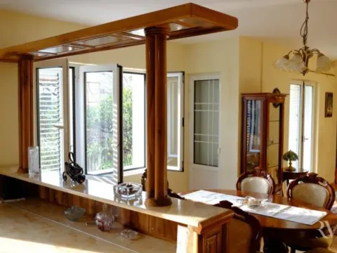 Izdavanje, dvosoban stan, 100m², Kalimanj, Tivat - image 3