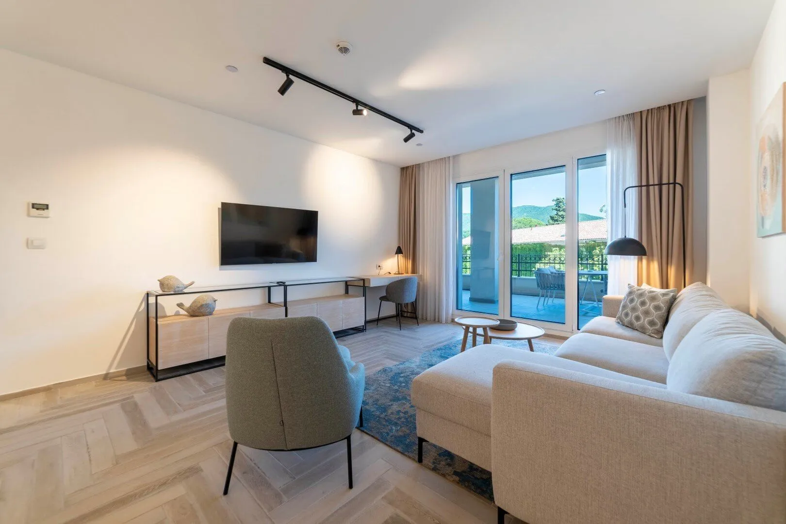 Prodaja, trosoban stan, 79m², Kotor, Crna Gora